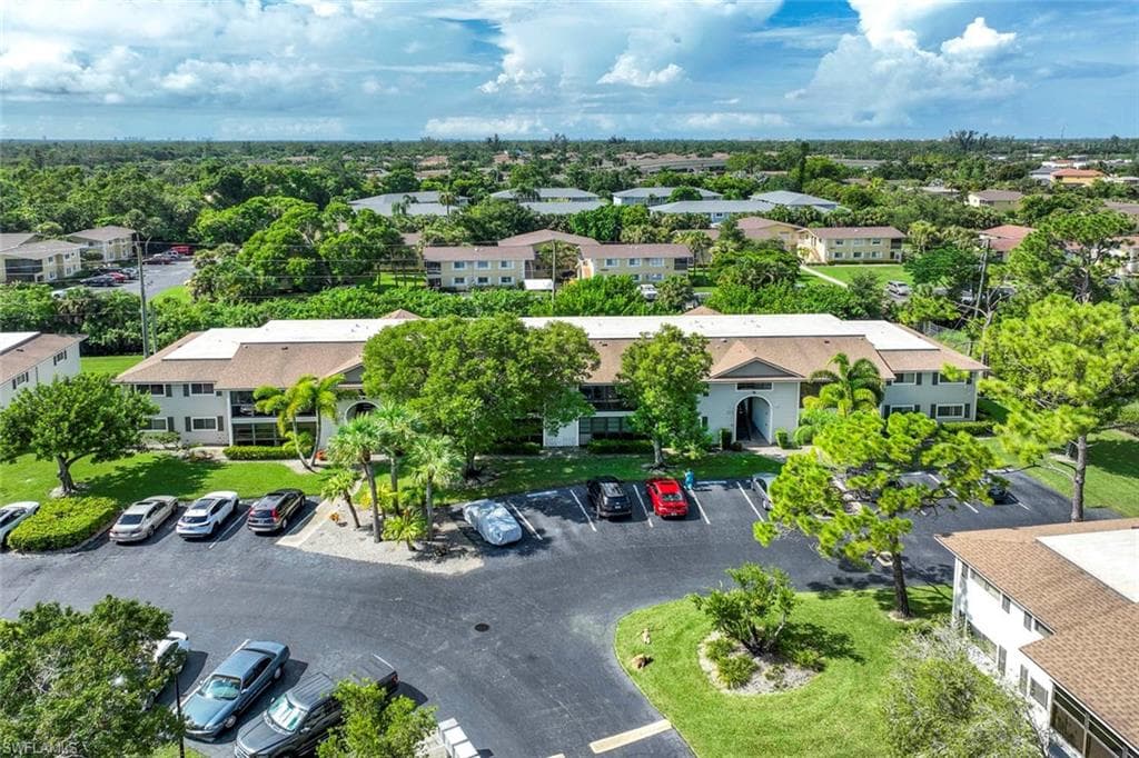 8121 S Woods CIR Unit 5-20