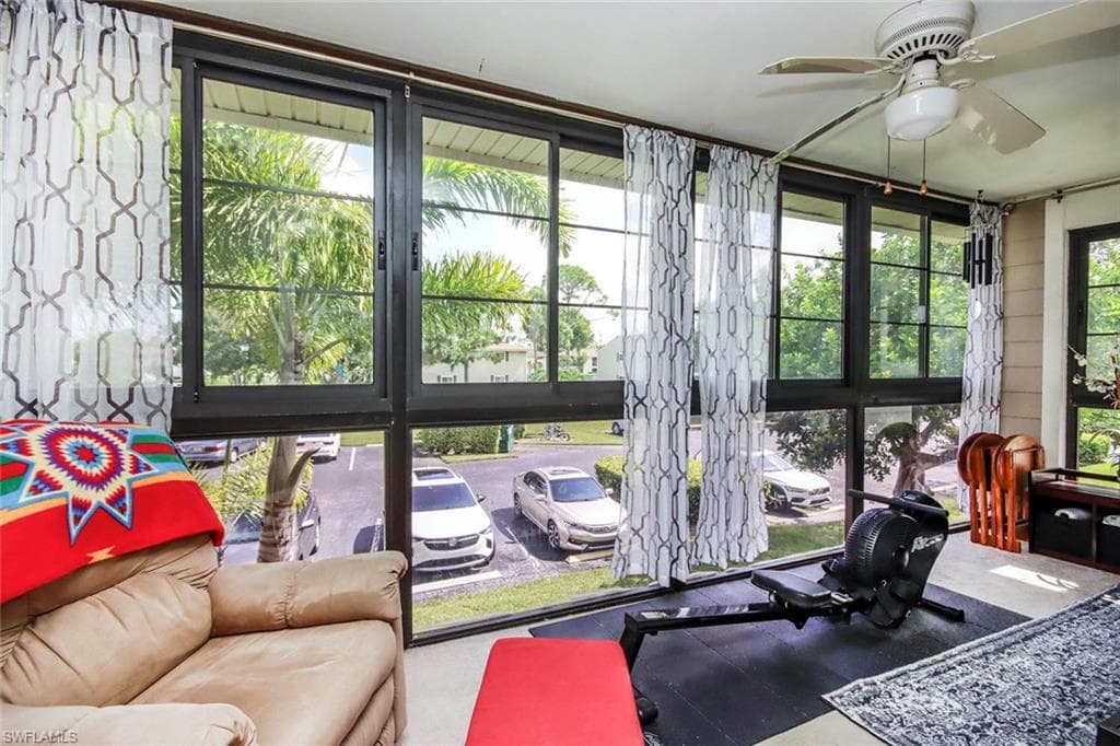8121 S Woods CIR Unit 5-10