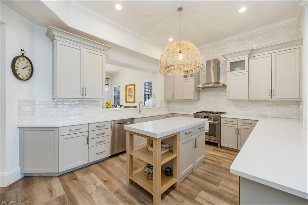 2870 Castillo CT 103-1
