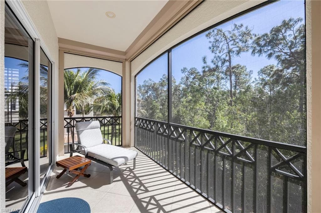 2870 Castillo CT 103-24