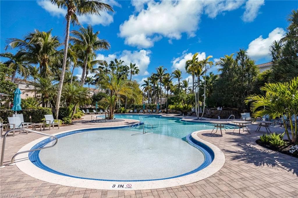 2870 Castillo CT 103-31