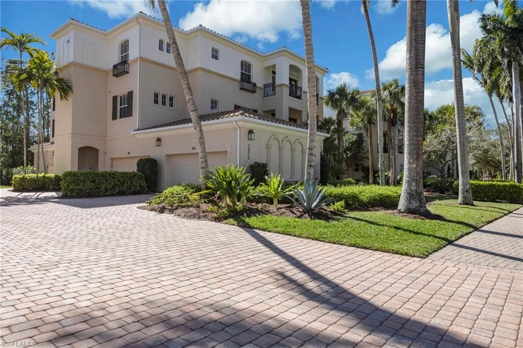 2870 Castillo CT 103-29