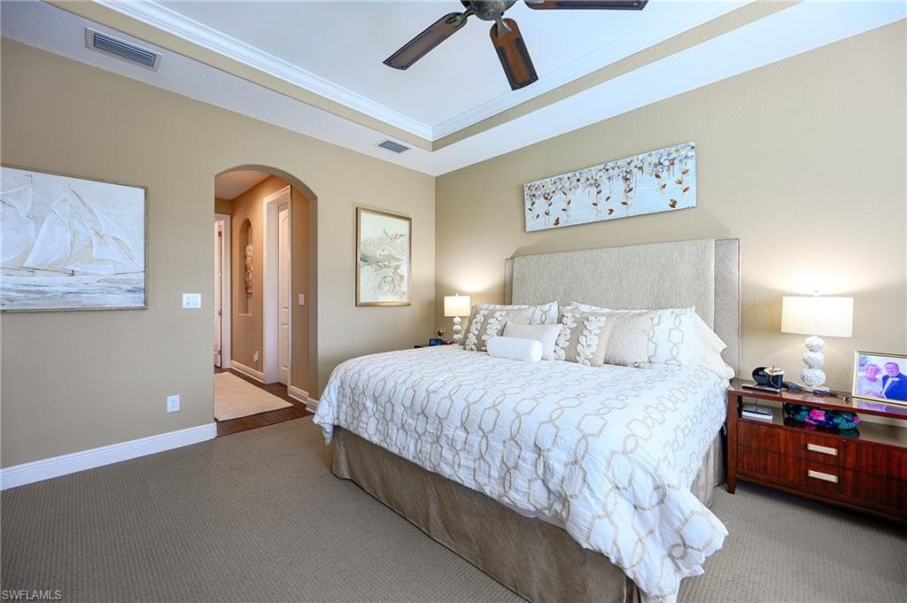 10505 Valencia Lakes DR-20