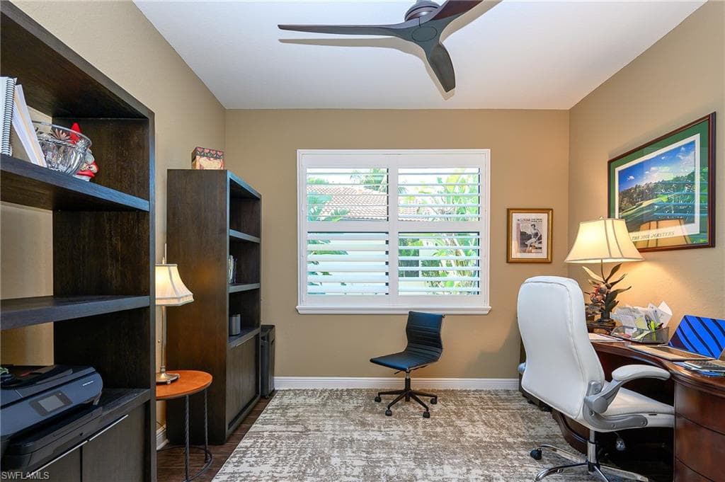 10505 Valencia Lakes DR-24