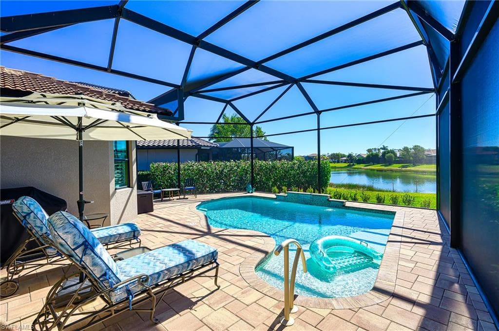 10505 Valencia Lakes DR-41
