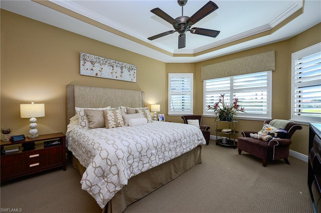 10505 Valencia Lakes DR-19