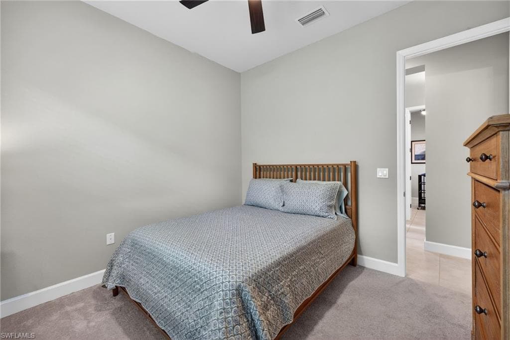 28532 Lobos CIR-22
