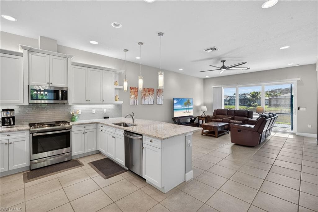 28532 Lobos CIR-7