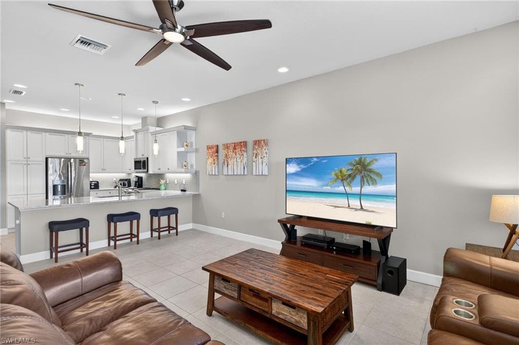 28532 Lobos CIR-11