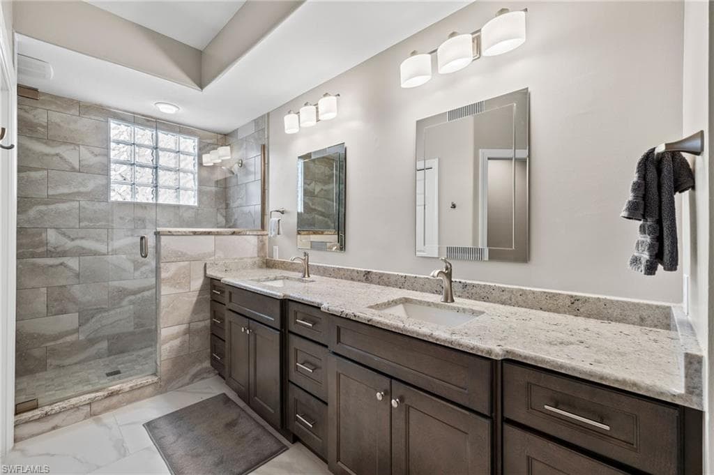9201 Bayberry BEND 103-17