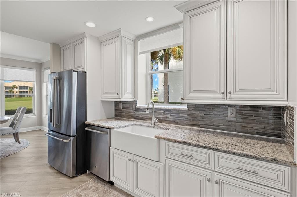 9201 Bayberry BEND 103-12