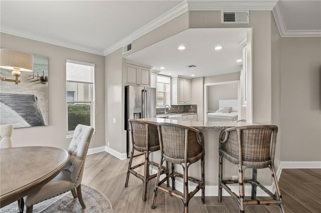 9201 Bayberry BEND 103-7