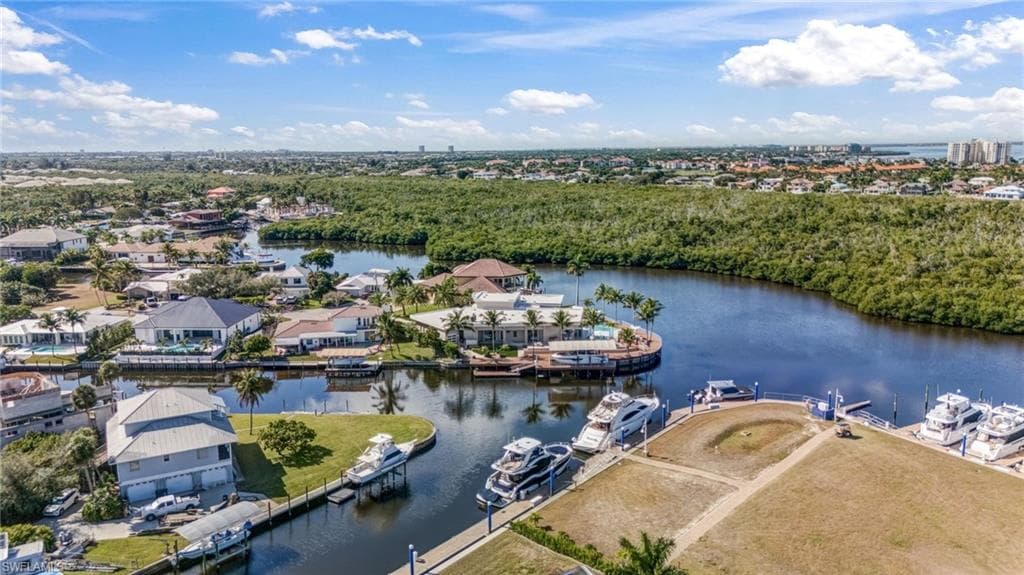 103 Montrose DR-50