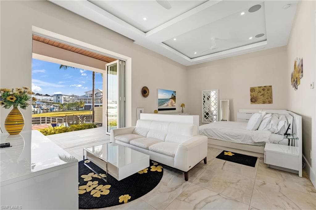 103 Montrose DR-40
