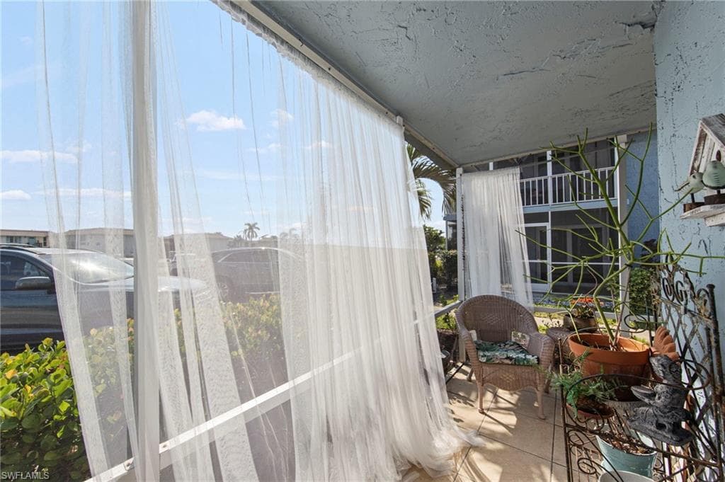 256 Palm DR 1-22