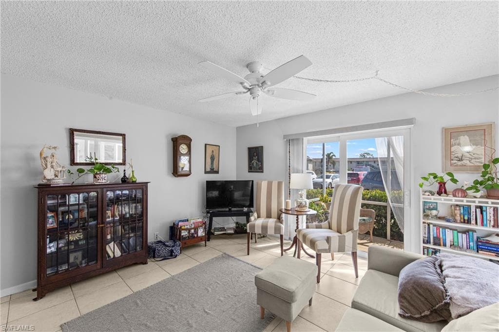 256 Palm DR 1-9
