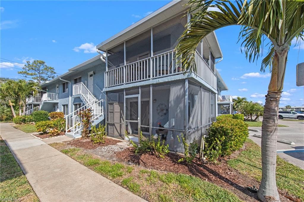 256 Palm DR 1-4
