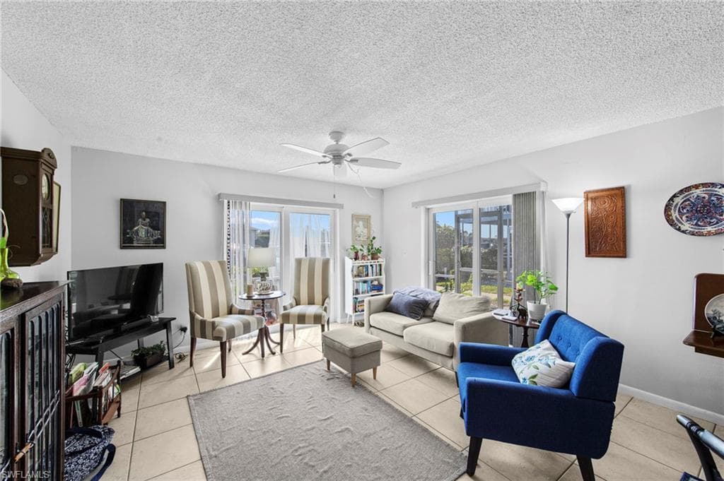 256 Palm DR 1-8