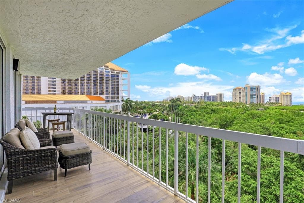 5501 Heron Point DR 501-17