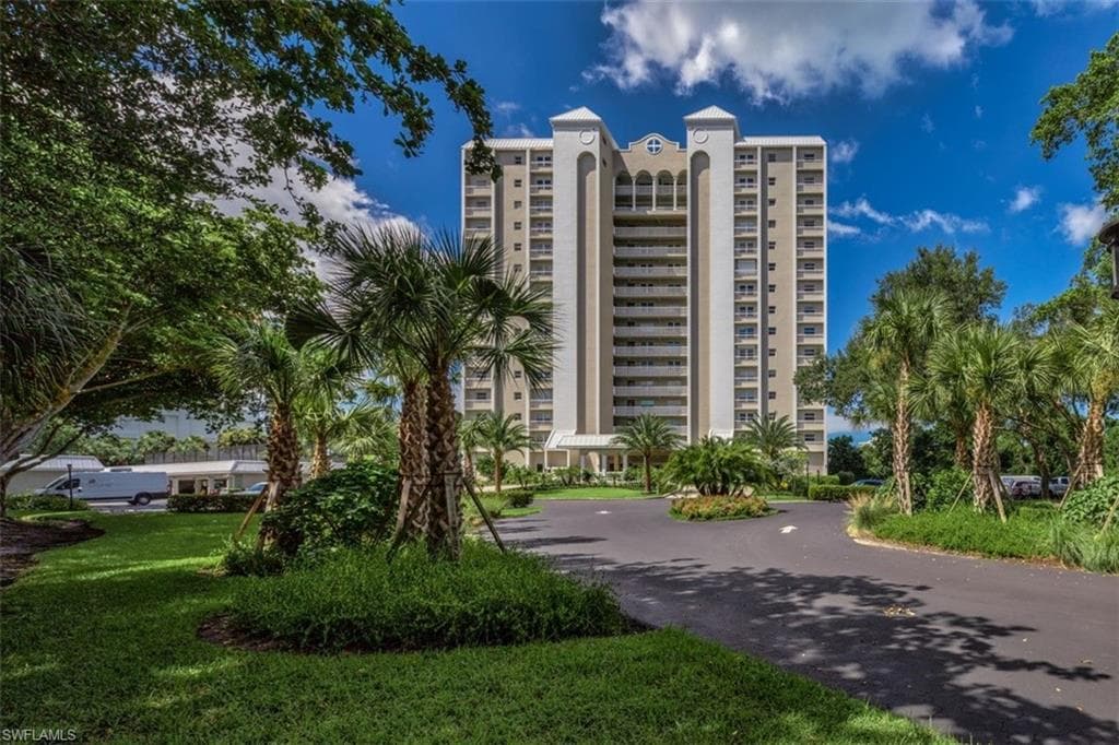 5501 Heron Point DR 501-19
