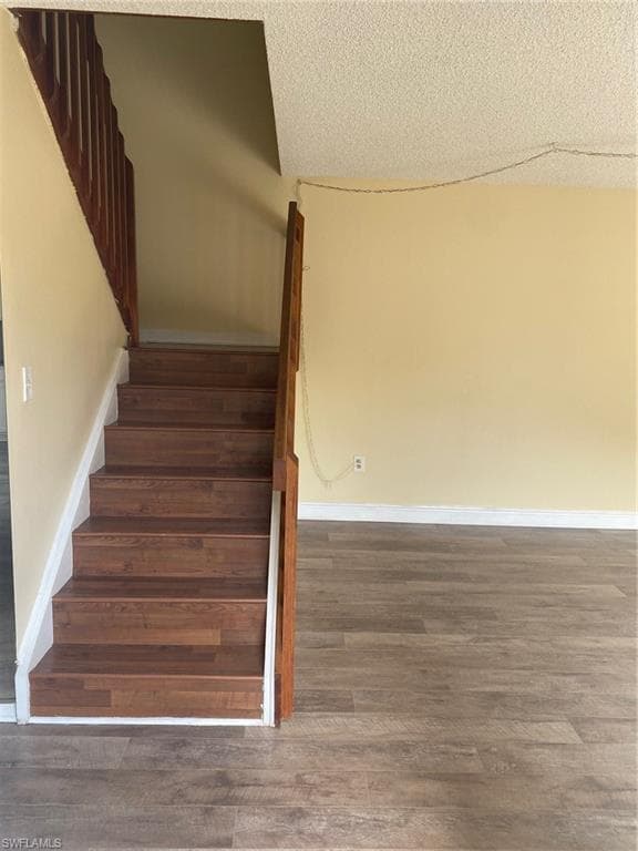 5245 Cedarbend DR 2-6