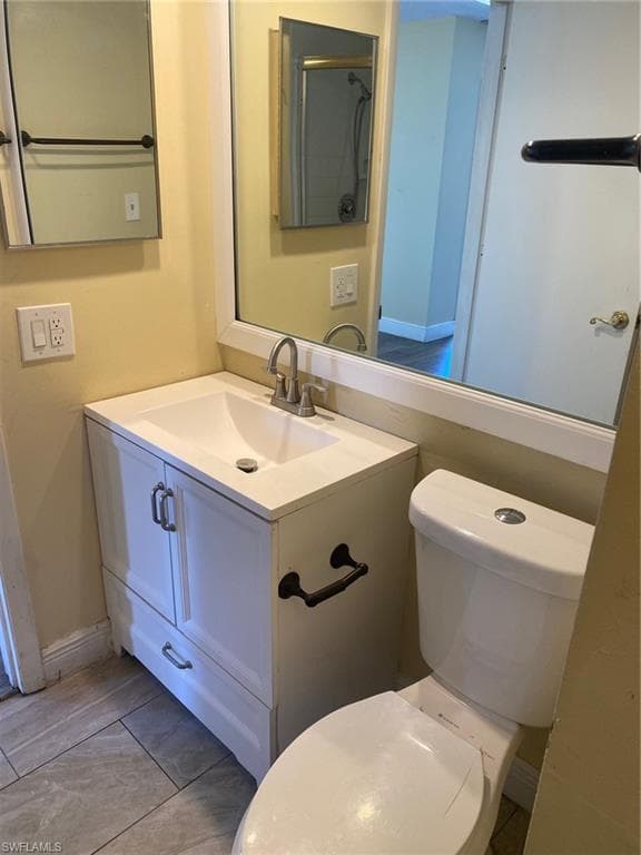 5245 Cedarbend DR 2-16
