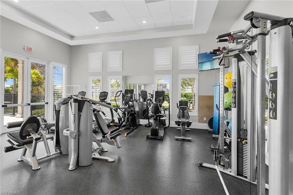 238 Indies DR E 202-32