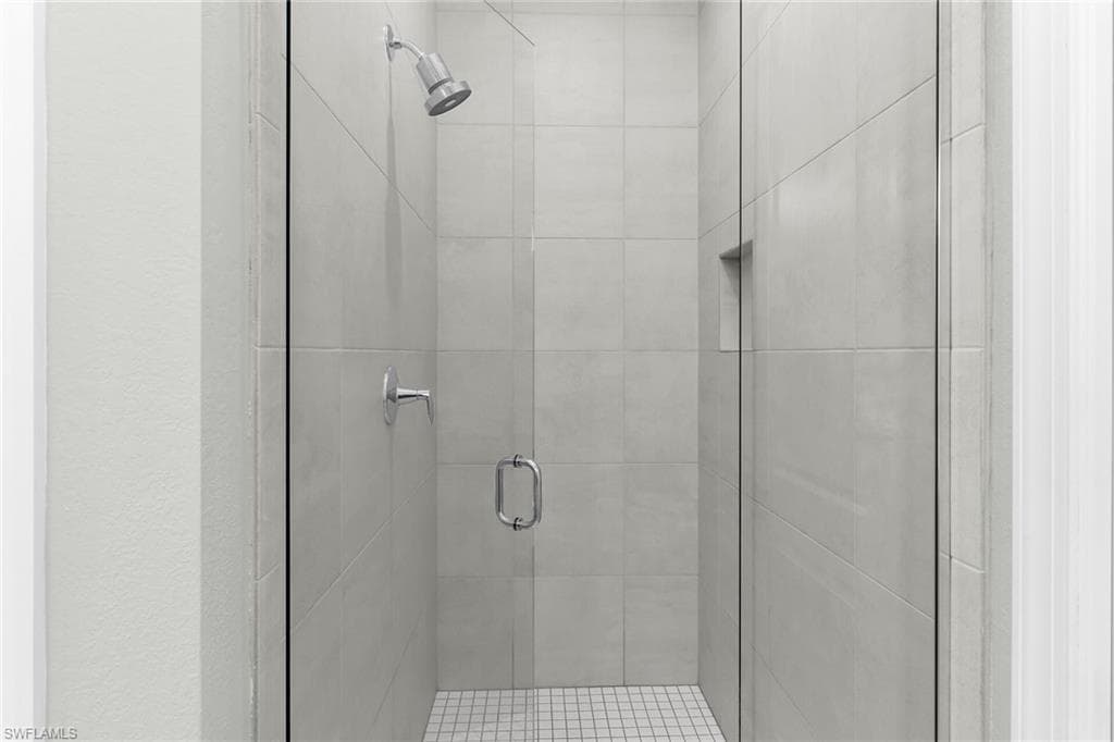 238 Indies DR E 202-20
