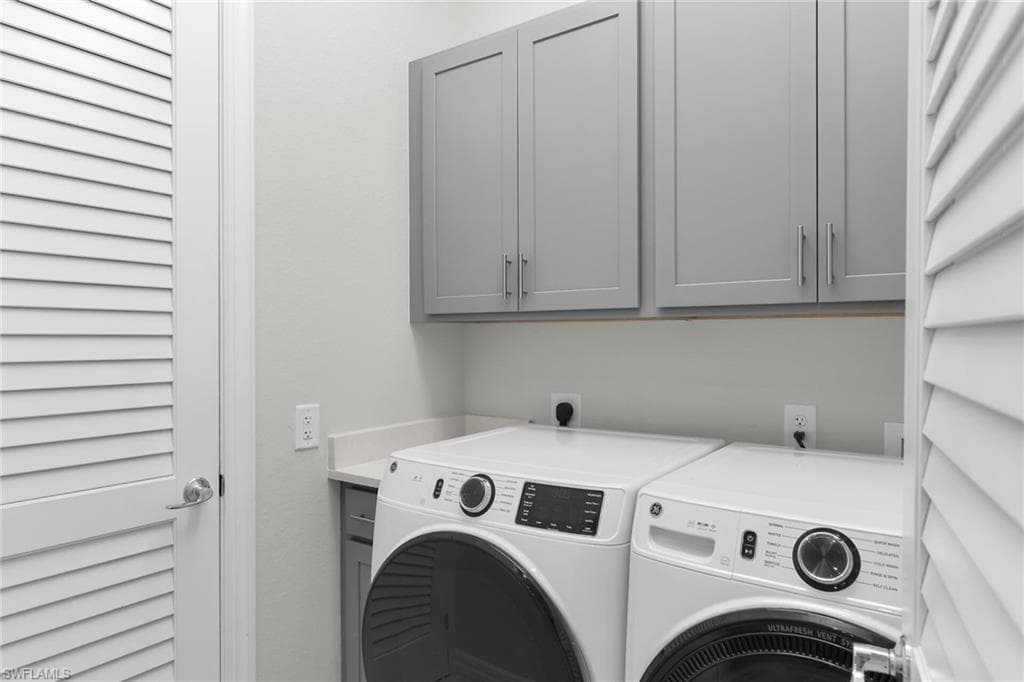 238 Indies DR E 202-24