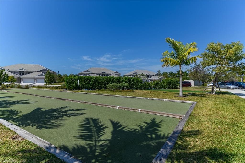 238 Indies DR E 202-31