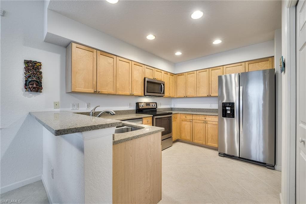 16580 Crownsbury WAY 102-15