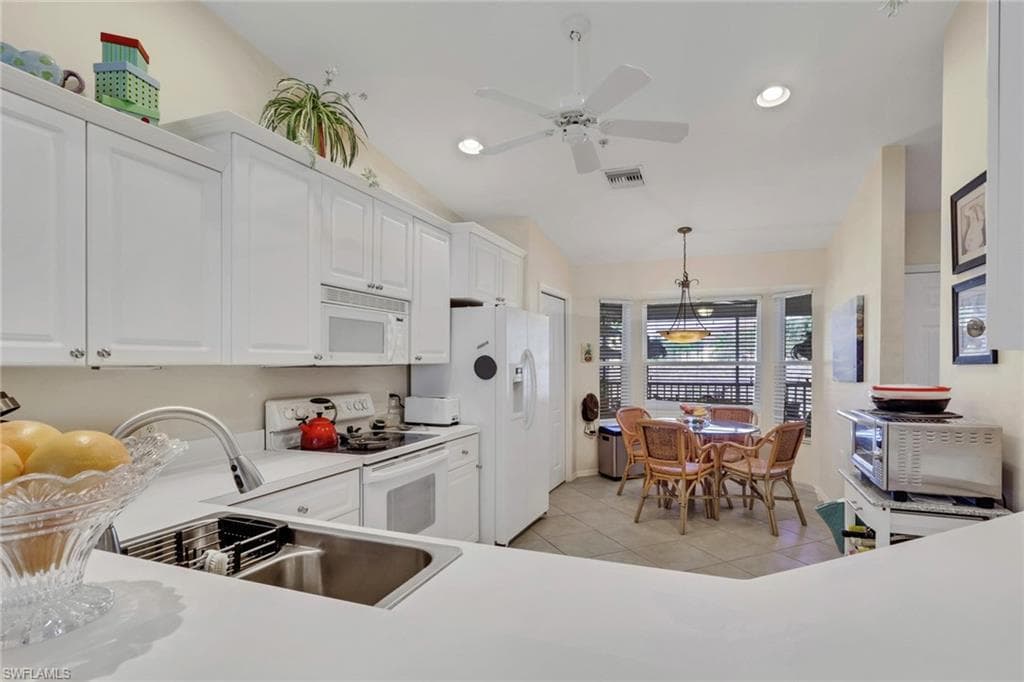 8620 Cedar Hammock CIR 1121-12