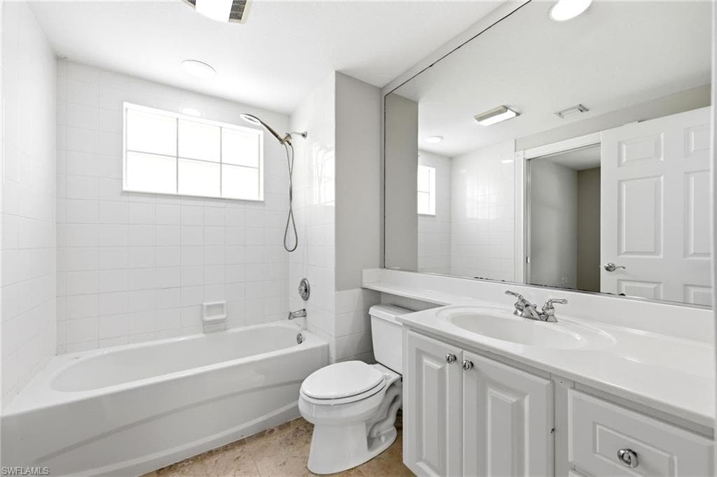 7821 Veronawalk BLVD-12