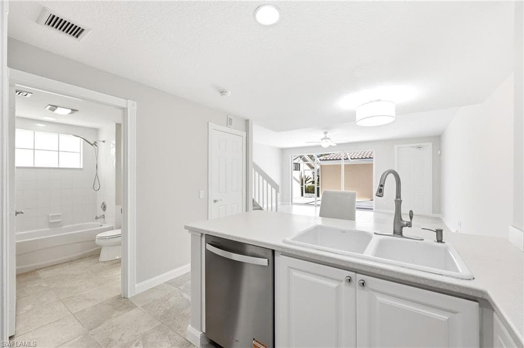 7821 Veronawalk BLVD-11
