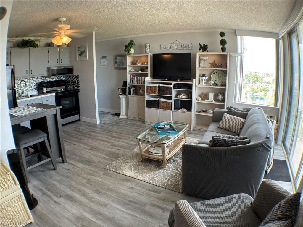 7330 Estero BLVD 508-10