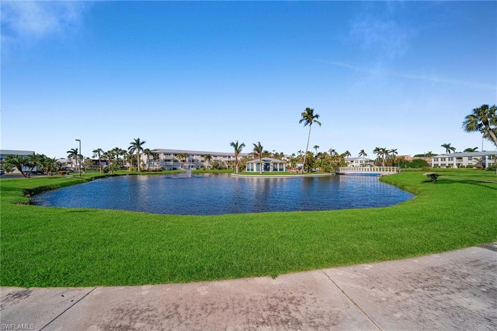 13540 Stratford Place CIR 202-23