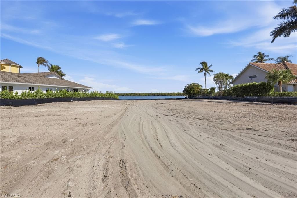 26870 McLaughlin BLVD-15