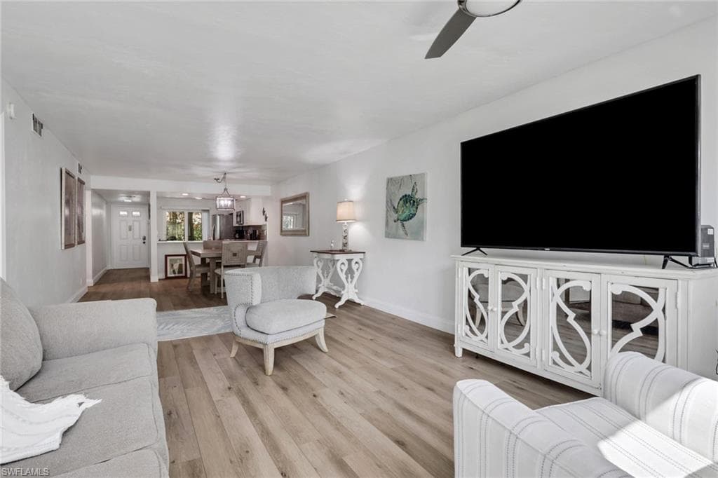 4001 Ice Castle WAY 3605-16
