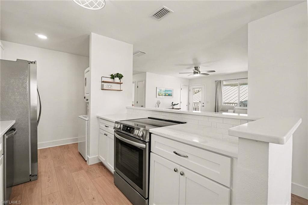 942 Prescott ST-15