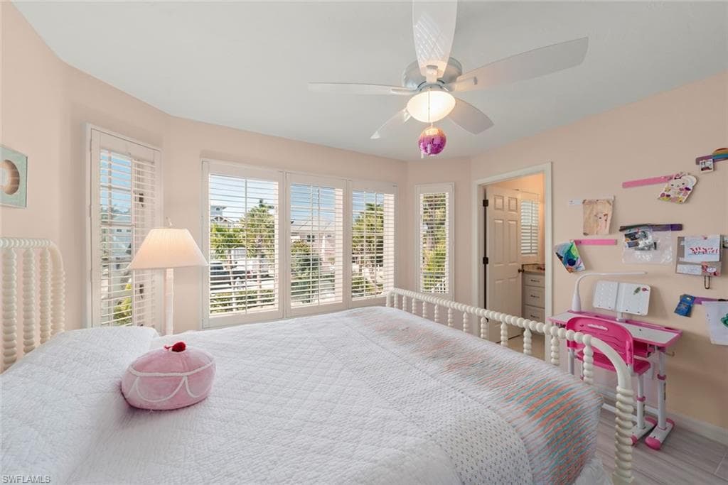 1360 Jamaica DR-12