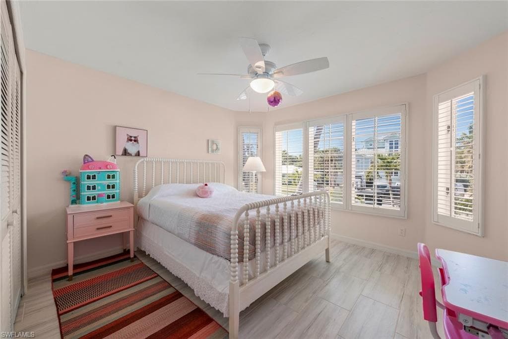 1360 Jamaica DR-11