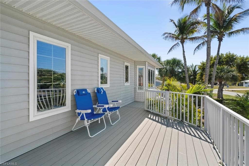 1360 Jamaica DR-27