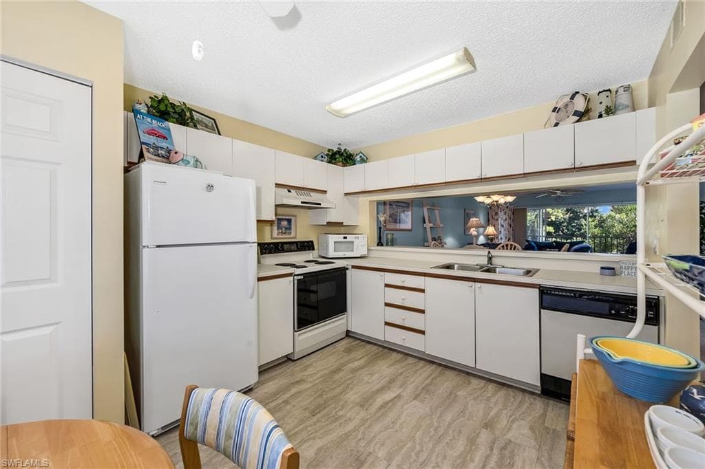 7025 Dennis CIR G202-2