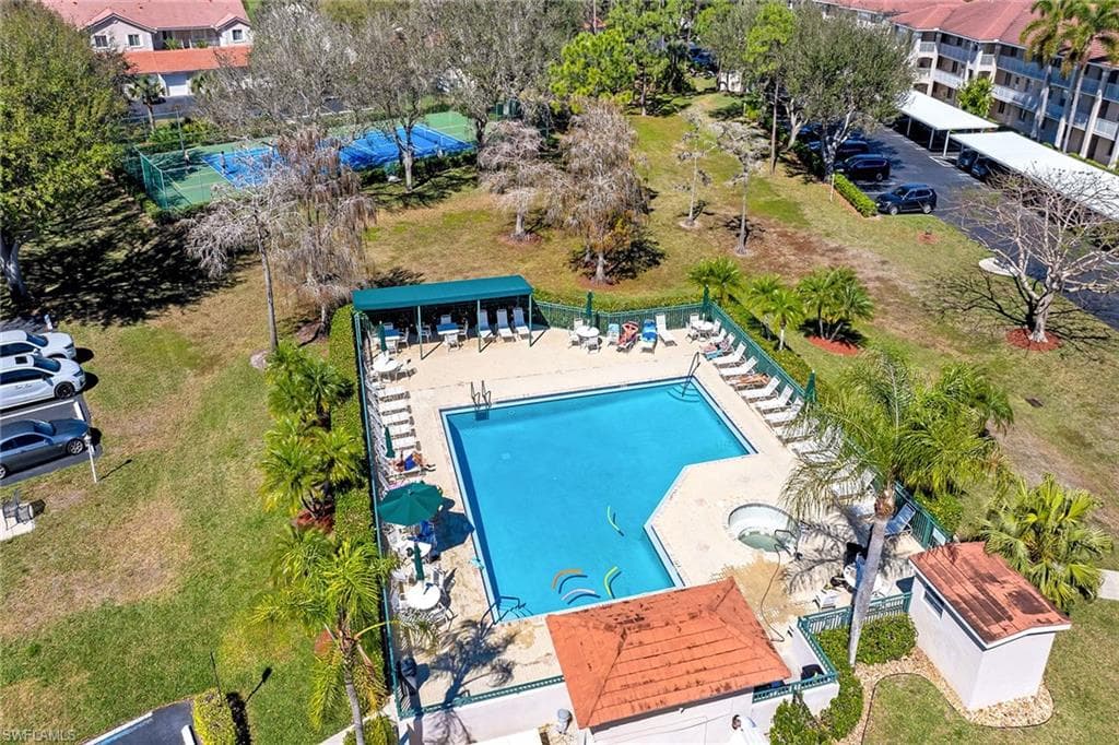7025 Dennis CIR G202-42