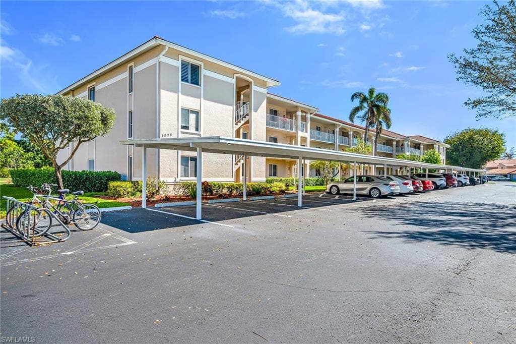 7025 Dennis CIR G202-1