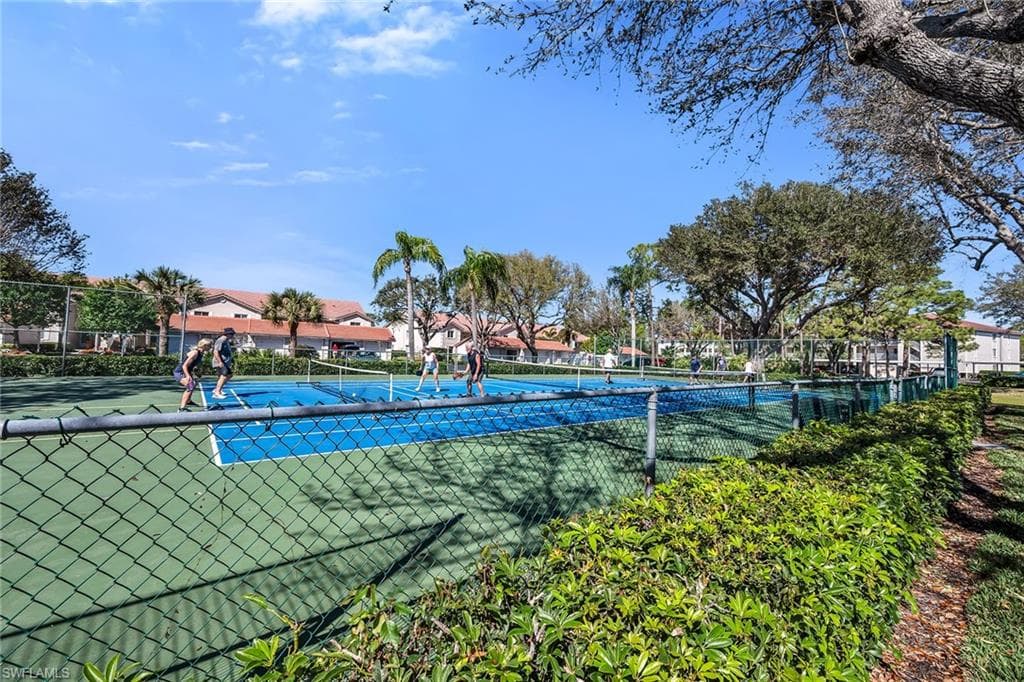 7025 Dennis CIR G202-38