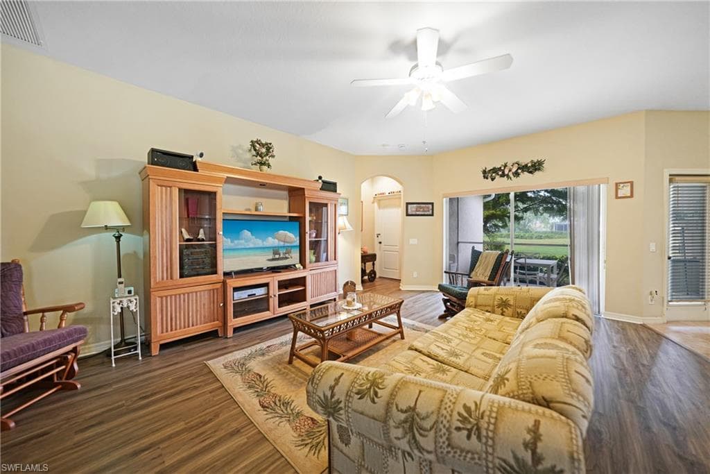 2454 Blackburn CIR-10