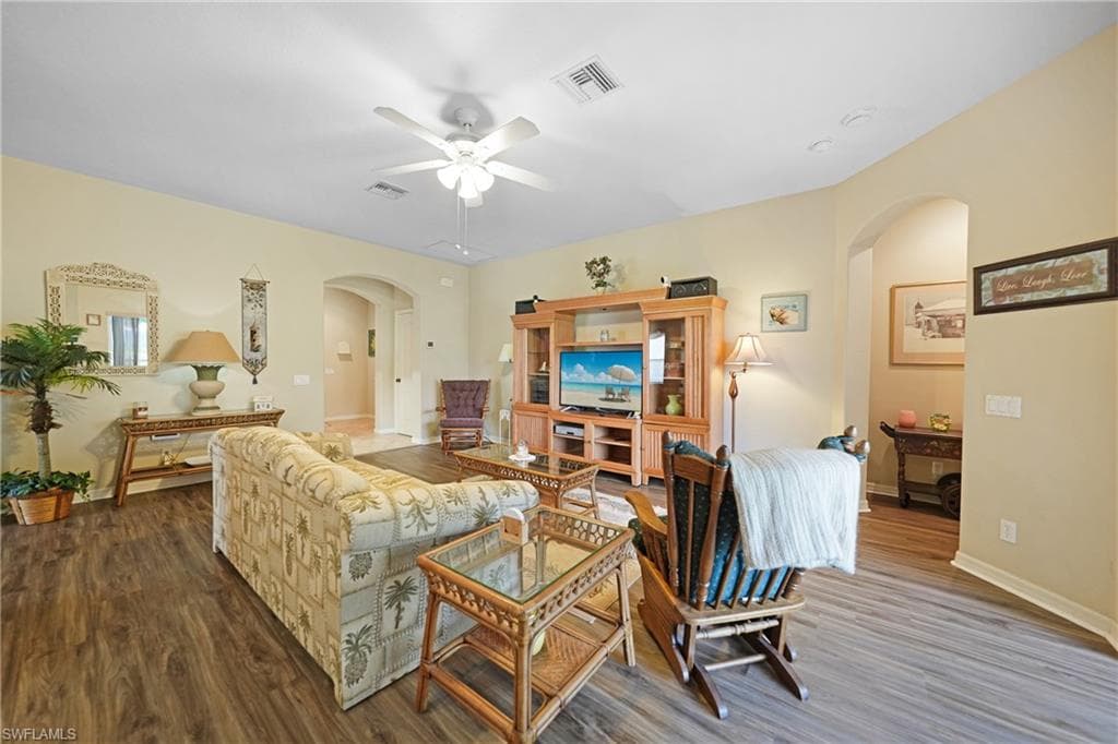 2454 Blackburn CIR-11