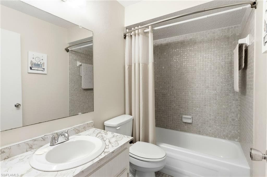 1006 SE 46th ST 2C-23