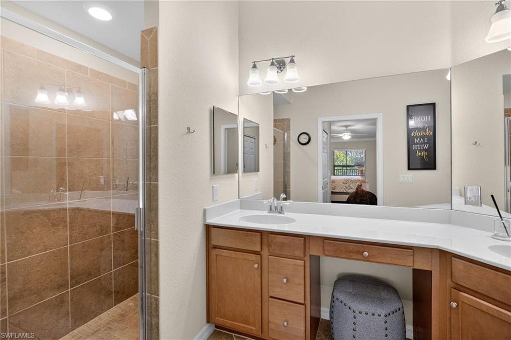 13671 Julias WAY 1225-18